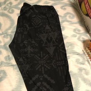 LulaRoe TC leggings